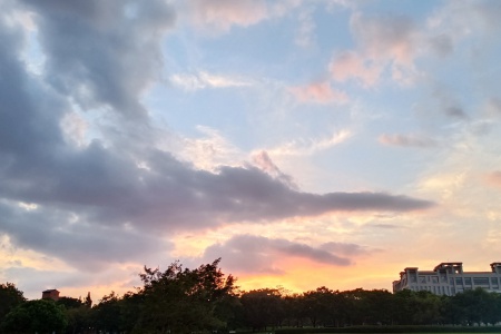 別問XD/海外高中/108畢